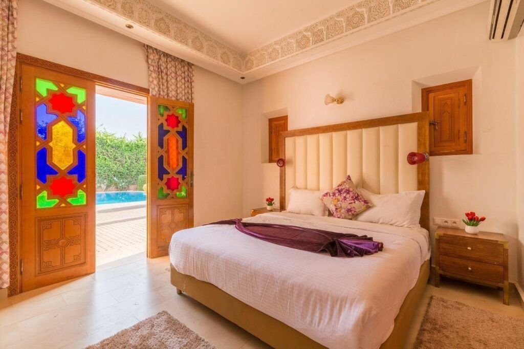 فيلا فاخرة 6 غرف مع مسبح خاص في مراكش